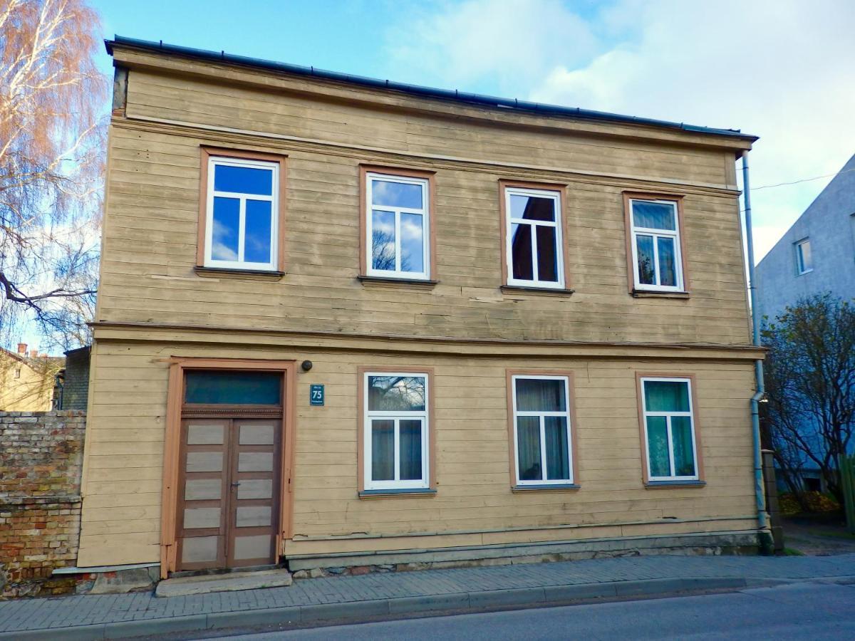 Uliha Apartamenti Liepaja Bagian luar foto