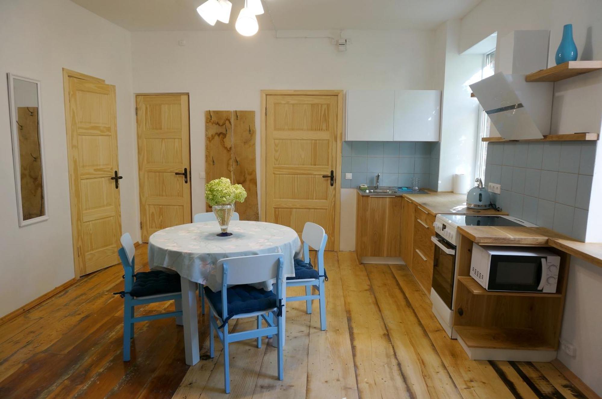 Uliha Apartamenti Liepaja Bagian luar foto